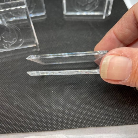 1982 Allegro Clear Plastic Floral Motif Napkin Holders Set of 8 Square Napkin - Picture 3 of 10